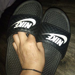 Nike slides